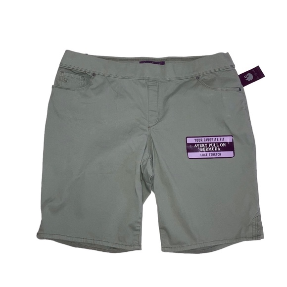 Gloria Vanderbilt Stretch Luxe Women’s Shorts NWT - Picture 1 of 4